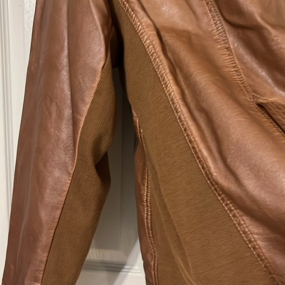 Maurice’s Faux Leather Jacket EUC 3x Brown/Carmel - Picture 6 of 6
